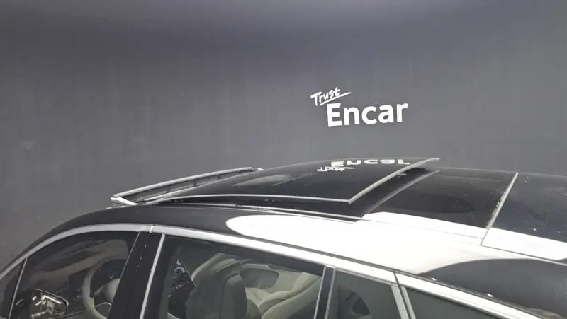 Mercedes-Benz EQS SUV