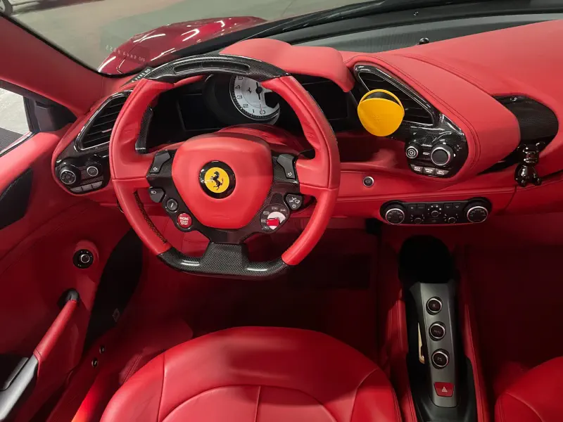 Ferrari 488