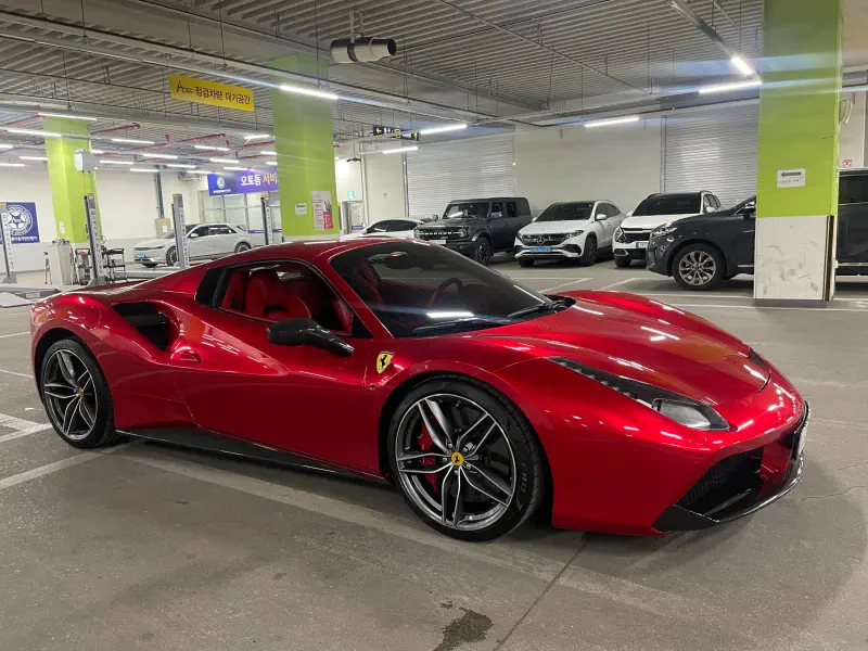 Ferrari 488