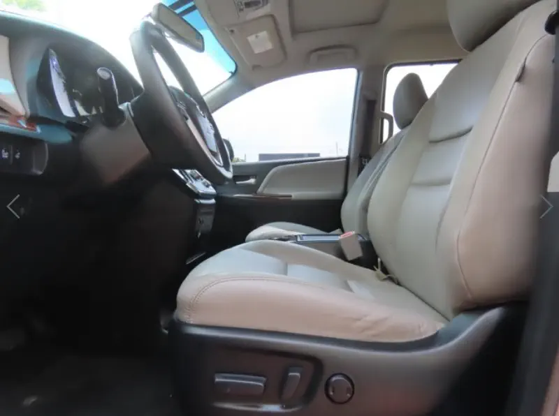 Toyota Sienna