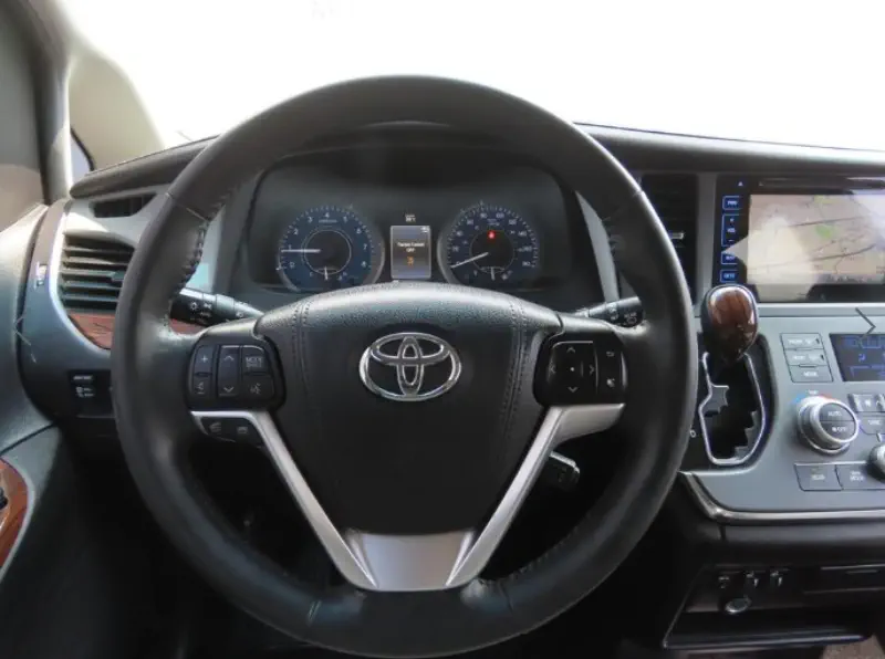 Toyota Sienna