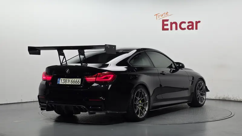 BMW M4