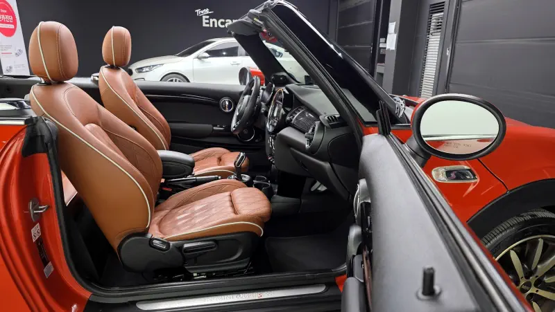 MINI Cabrio