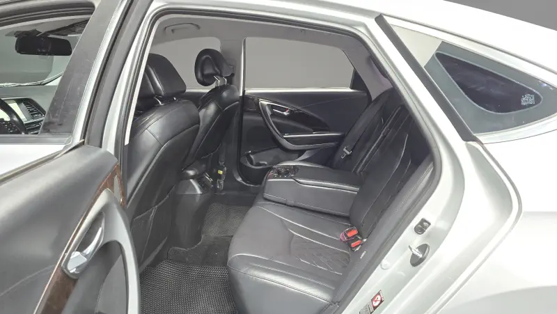 Hyundai Aslan