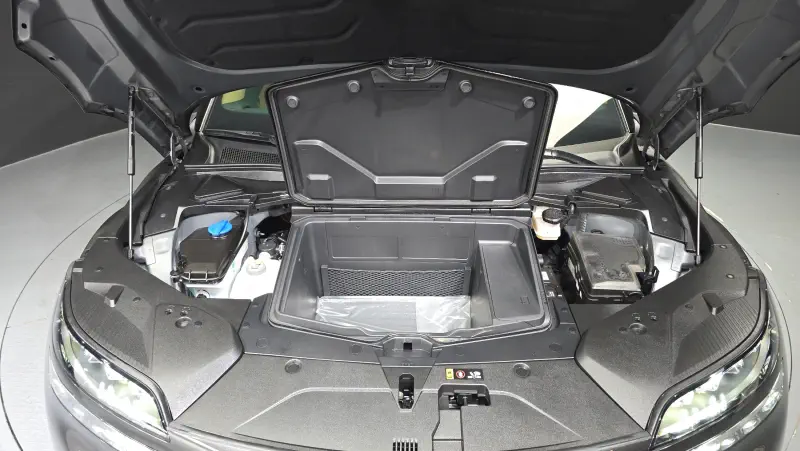 Genesis GV60