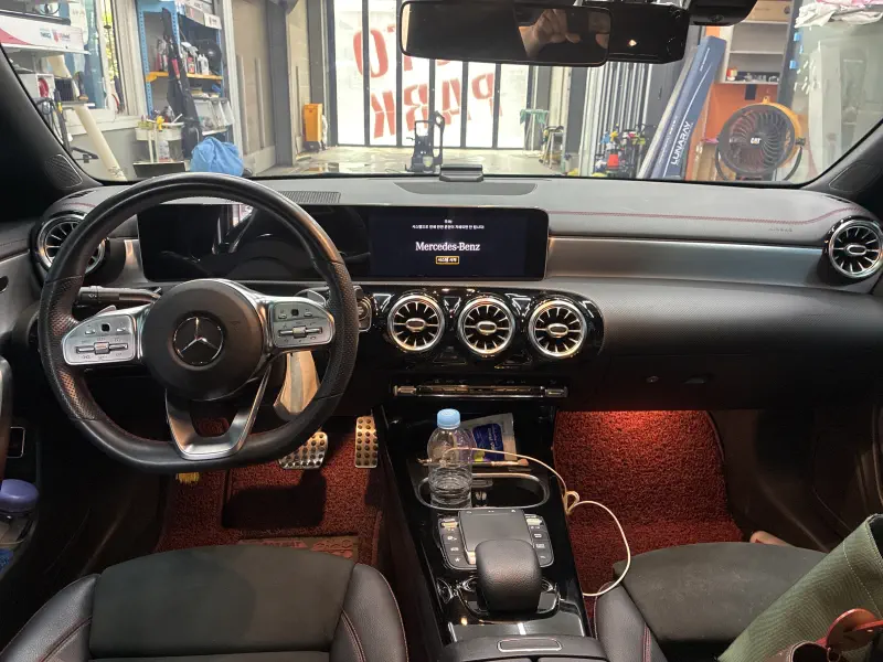 Mercedes-Benz CLA-Class