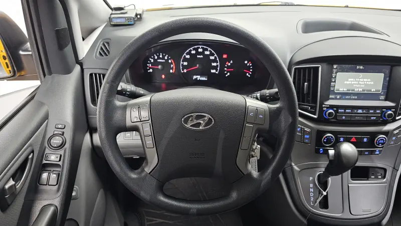 Hyundai Grand Starex