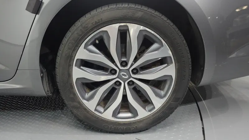 Renault Samsung SM6