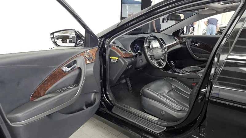 Hyundai Aslan