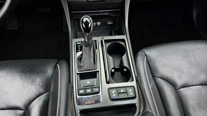 Hyundai Aslan