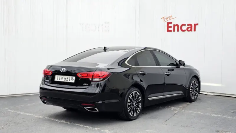 Hyundai Aslan