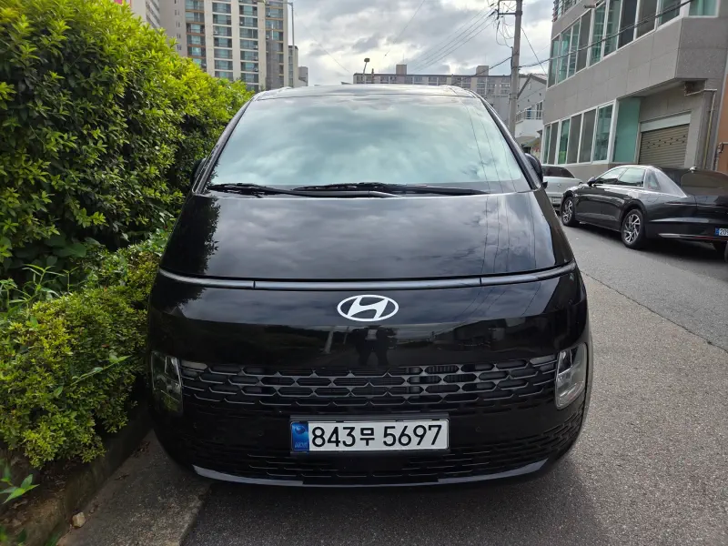 Hyundai Staria