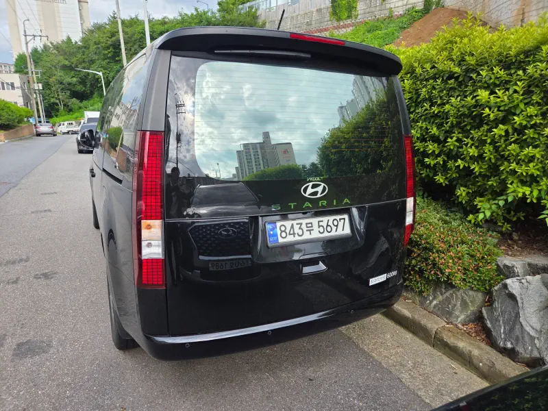 Hyundai Staria