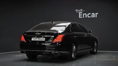 Genesis EQ900