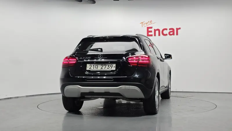 Mercedes-Benz GLA-Class