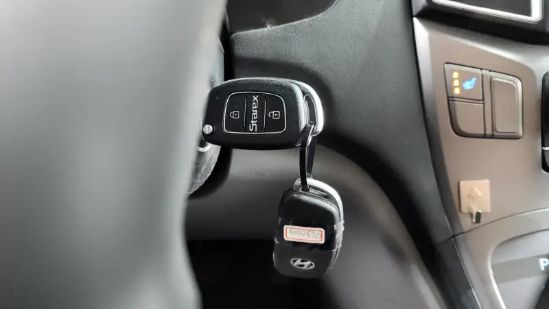 Hyundai Grand Starex
