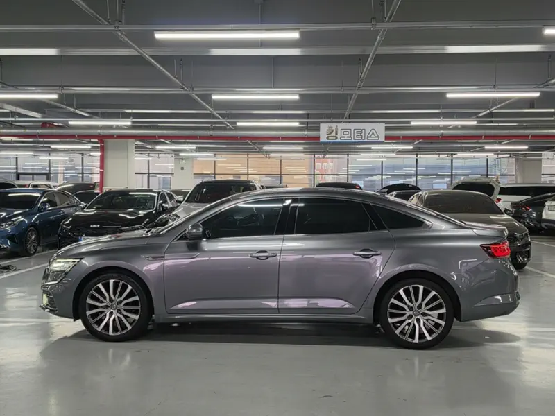 Renault Samsung SM6