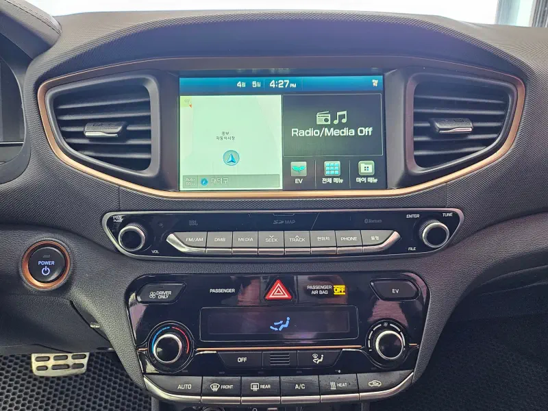Hyundai Ioniq