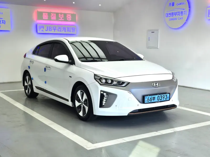 Hyundai Ioniq