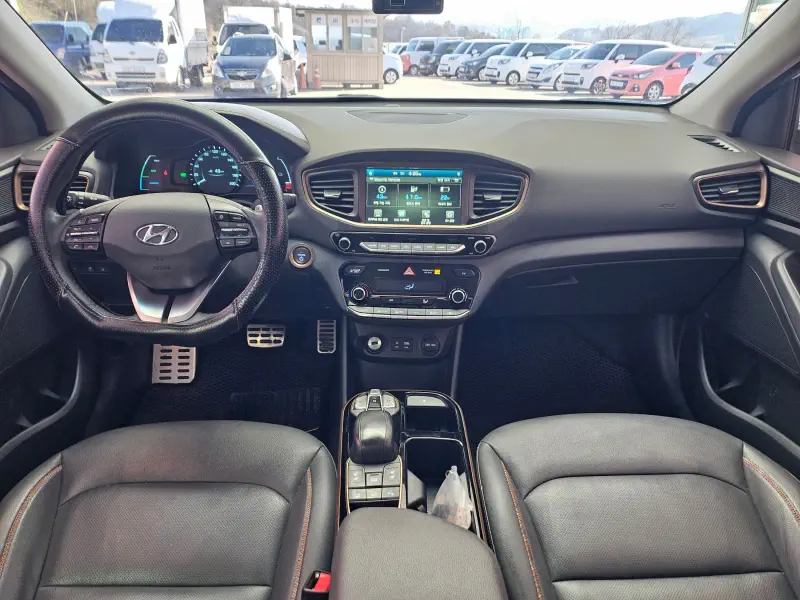 Hyundai Ioniq