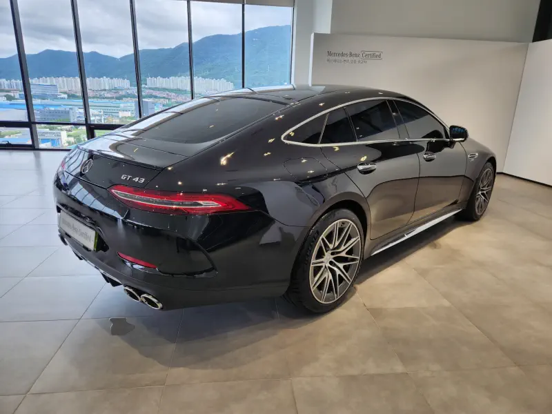 Mercedes-Benz AMG GT