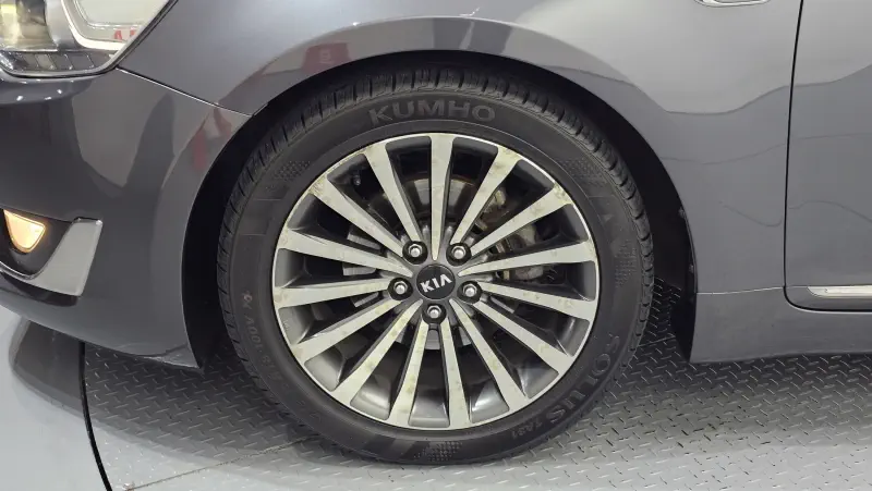 Kia K7