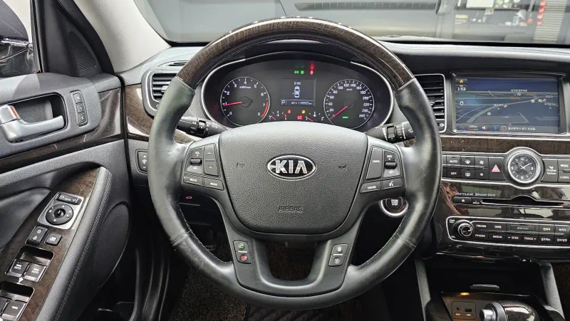 Kia K7