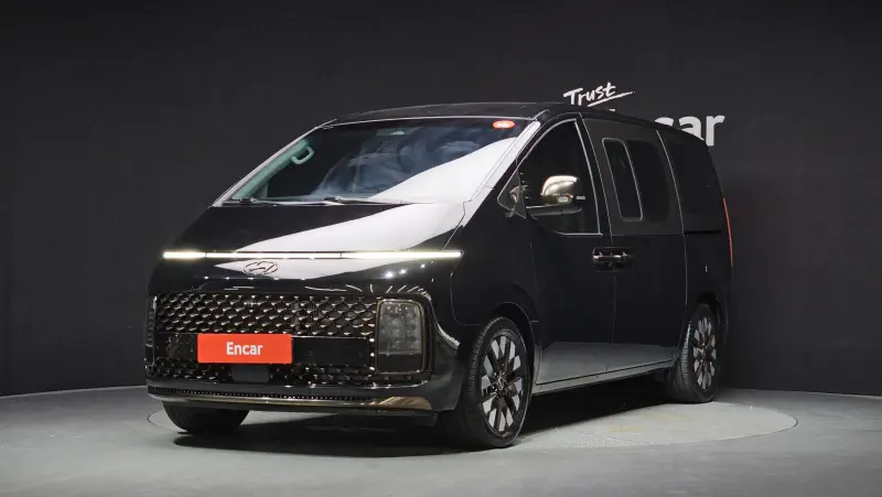 Hyundai Staria
