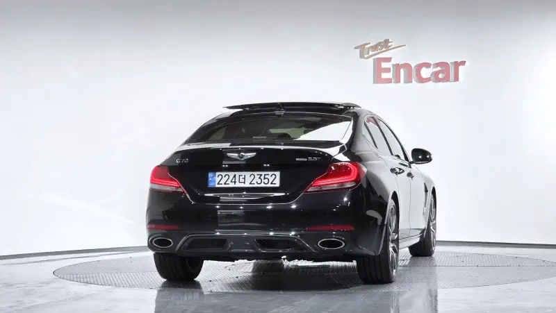 Genesis G70