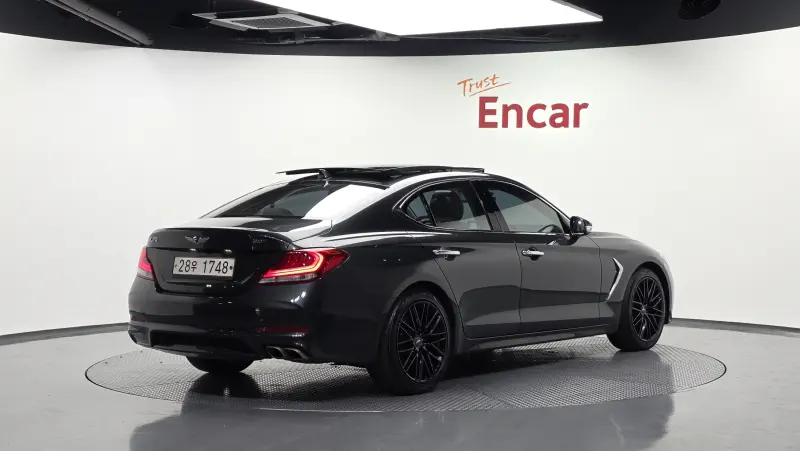 Genesis G70