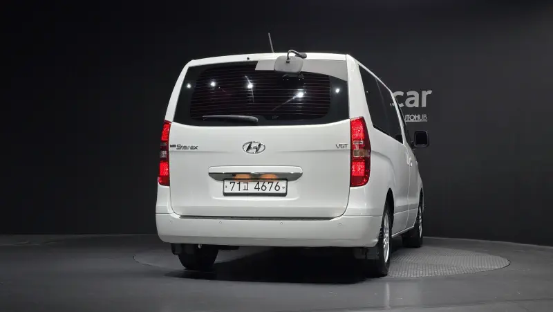 Hyundai Grand Starex