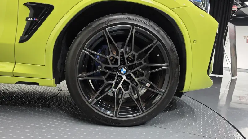 BMW X4M