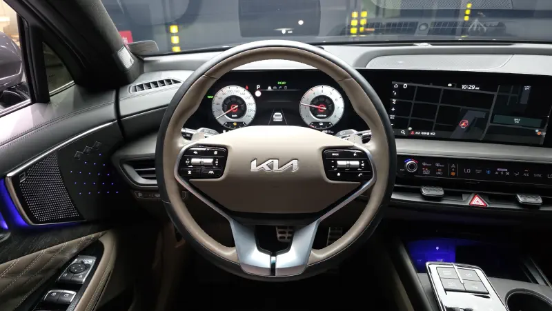 Kia K8
