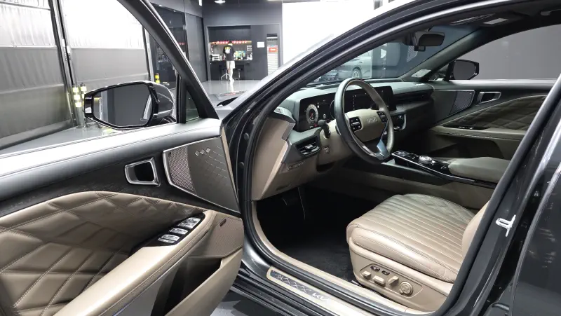 Kia K8