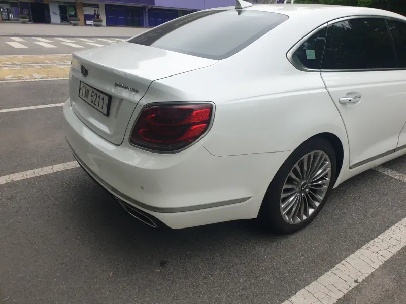Kia K9