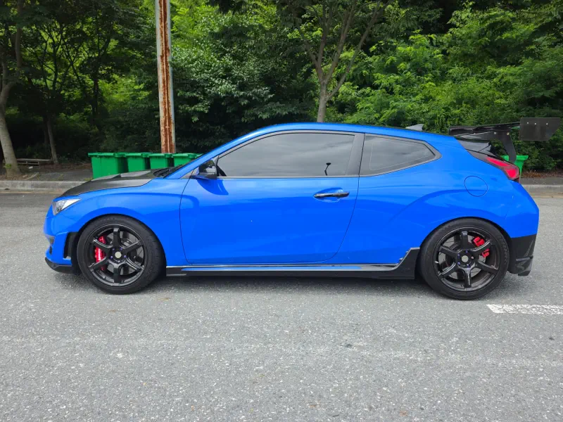 Hyundai Veloster