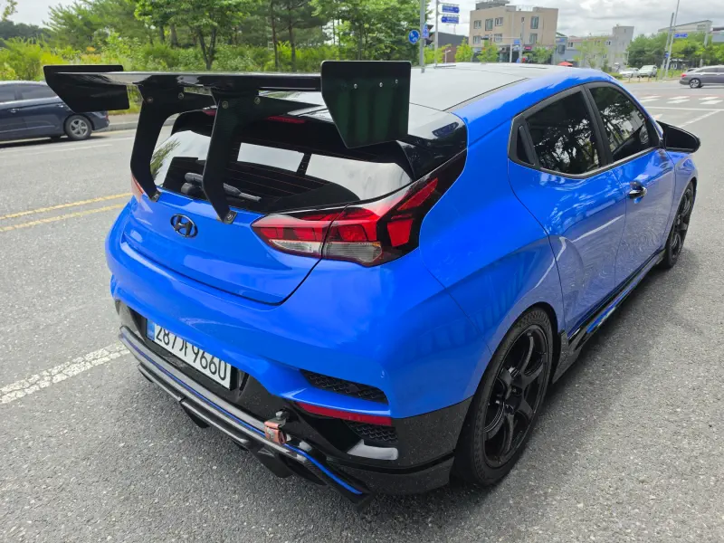 Hyundai Veloster