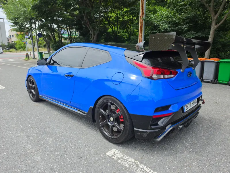 Hyundai Veloster