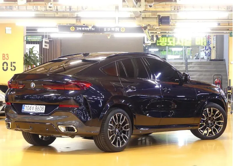 BMW X6