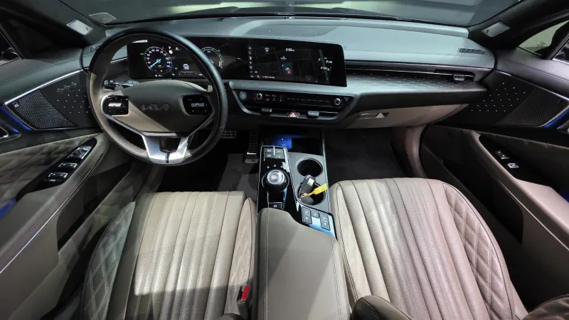 Kia K8
