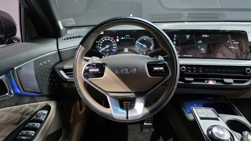 Kia K8
