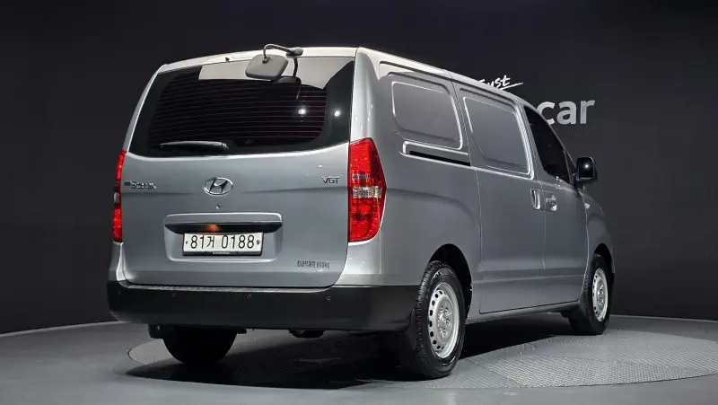 Hyundai Grand Starex