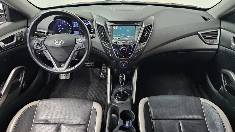 Hyundai Veloster