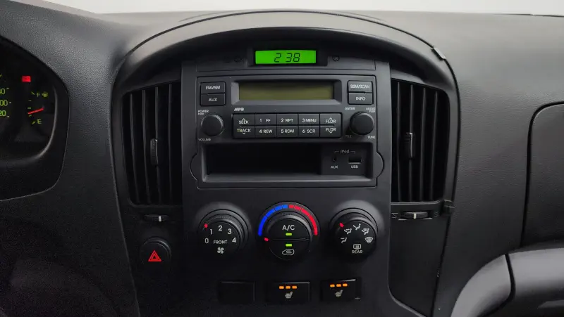 Hyundai Grand Starex