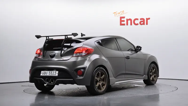 Hyundai Veloster