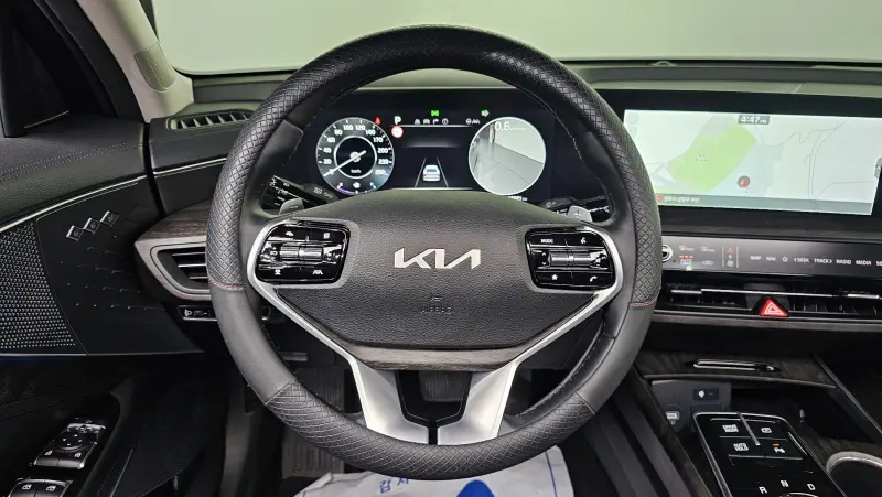 Kia K8