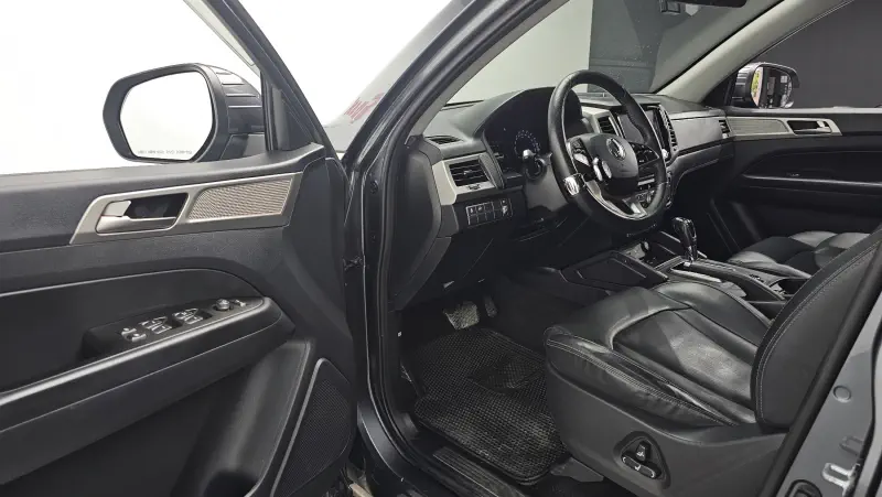 SsangYong Rexton Sports