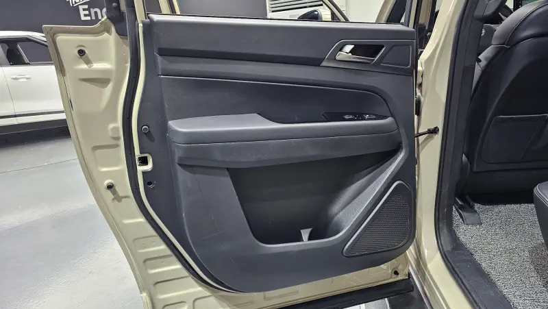 SsangYong Rexton Sports