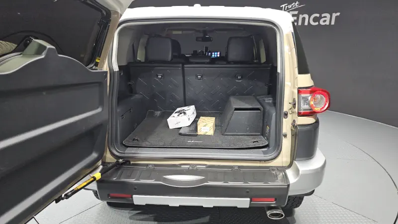 Toyota FJ Cruiser