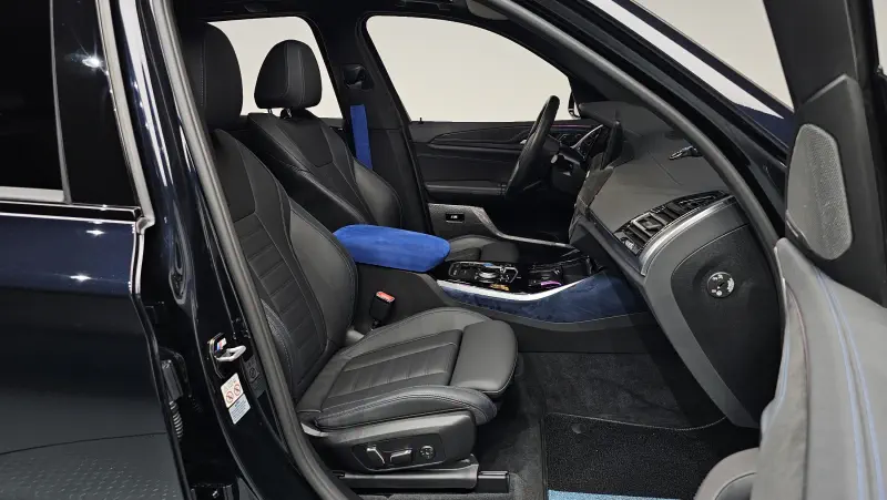 BMW iX3